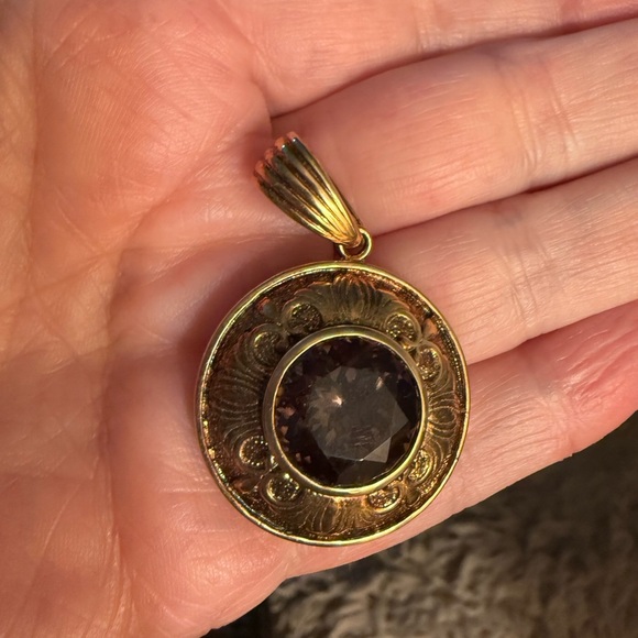 Vintage 925 Vermeil Filigree Pendant w/ Purple Stone - Picture 2 of 5